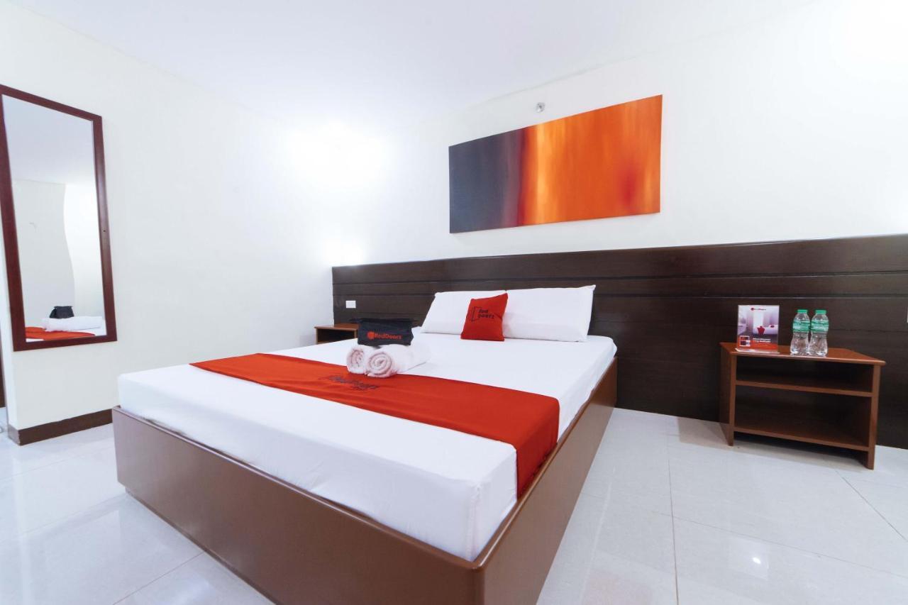 Reddoorz Near Victoria Mall Davao Exterior foto