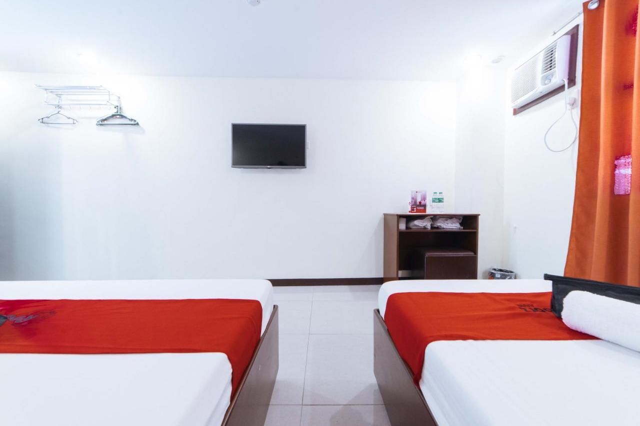 Reddoorz Near Victoria Mall Davao Exterior foto