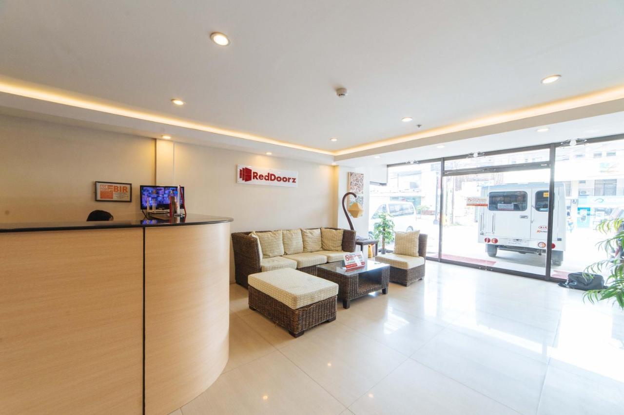 Reddoorz Near Victoria Mall Davao Exterior foto